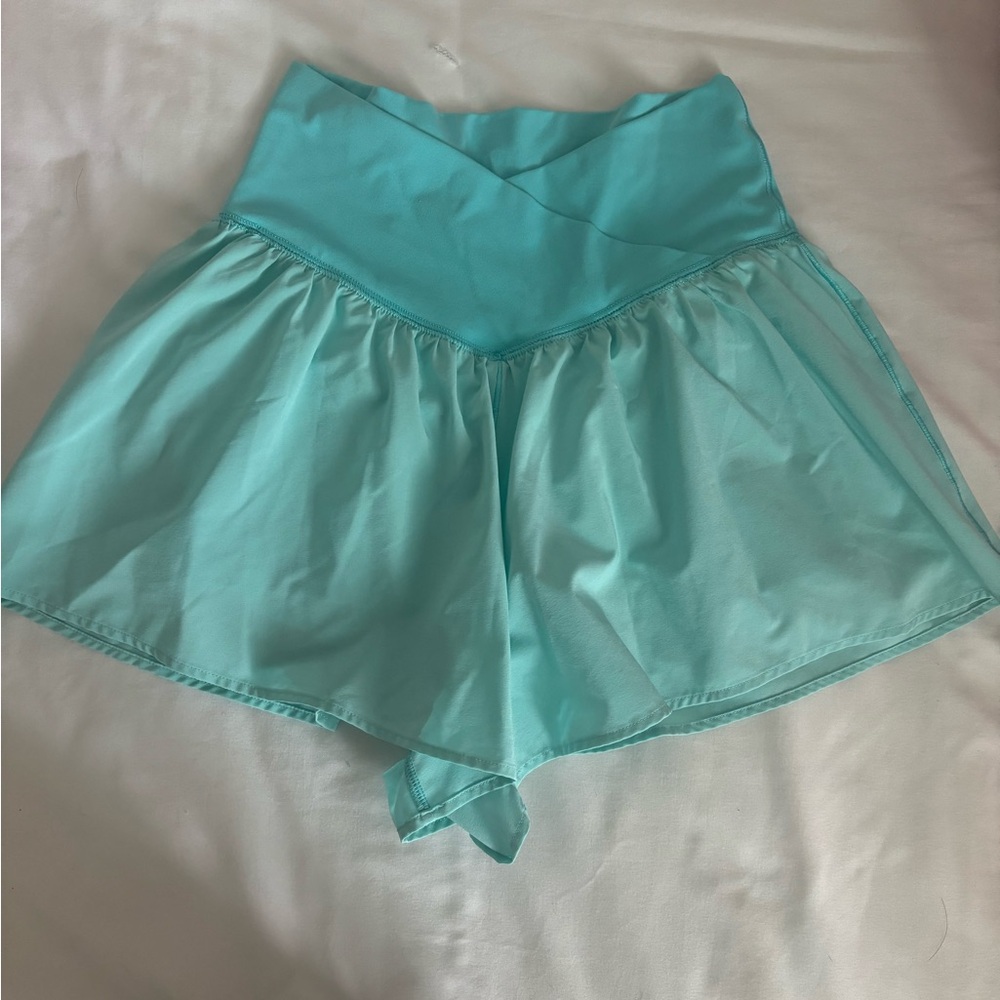 Crossover shorts